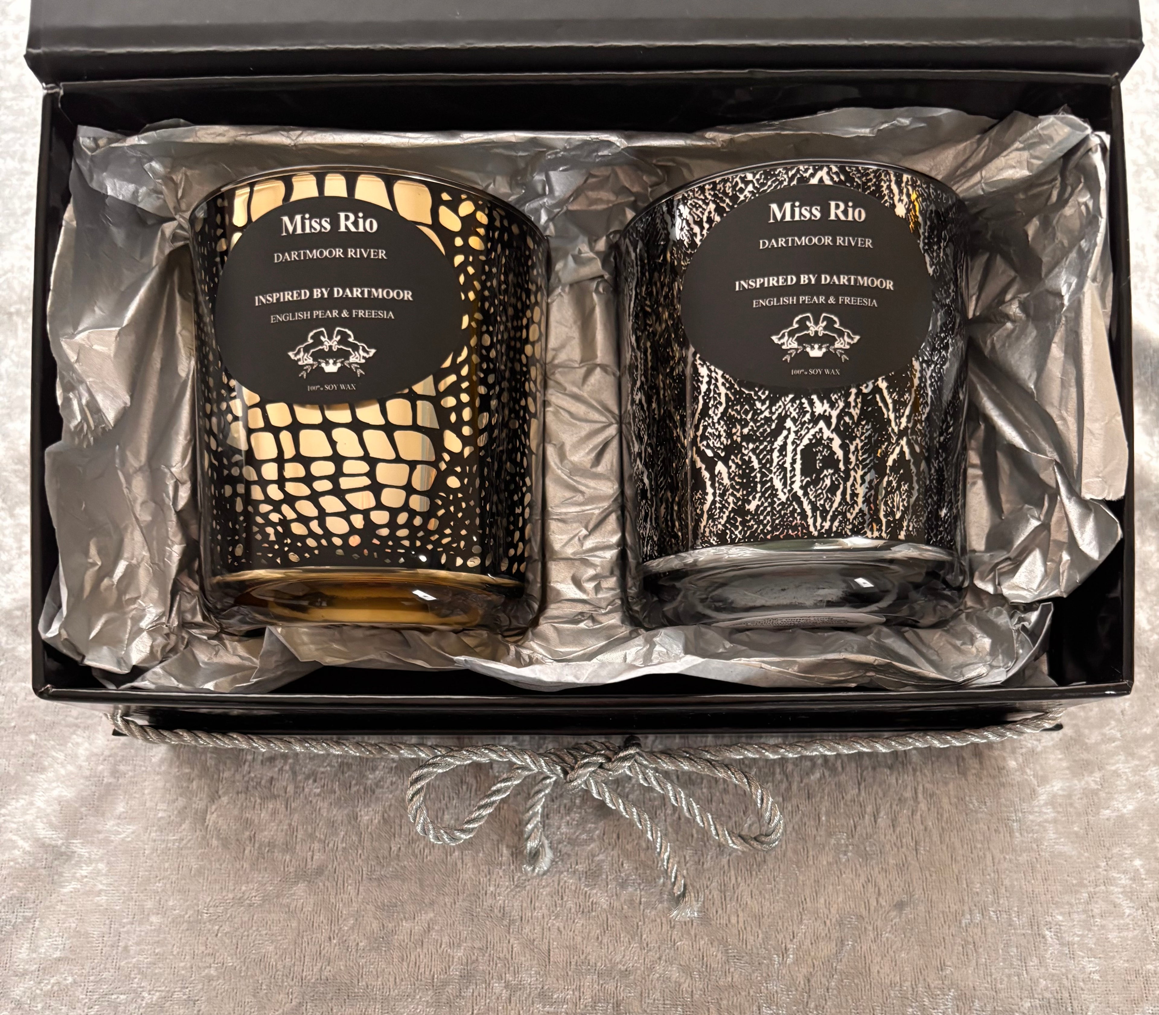 Premium soy candle gift set 25cl in both vessels, luxury soy wax candles vegan friendly cruelty free . Paraben free for a clean burn. 