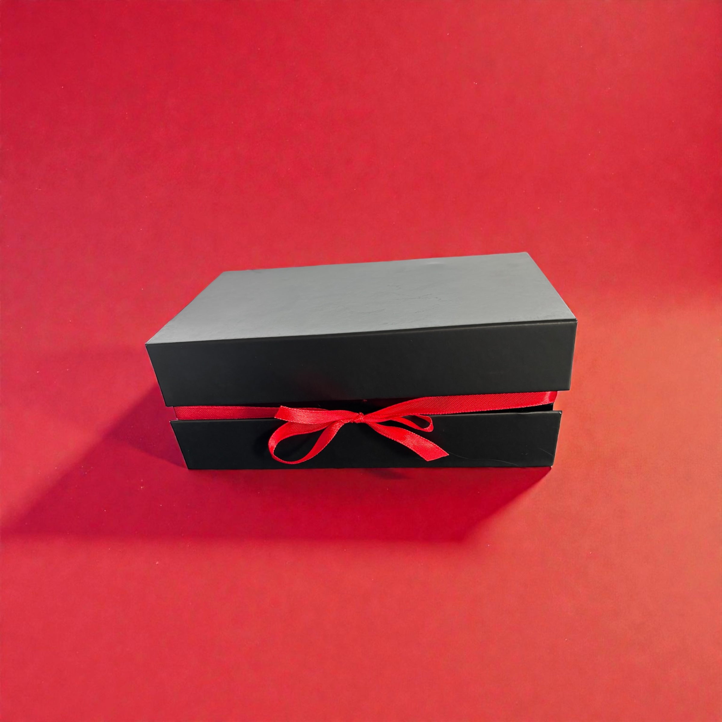 British heritage candle gift set with red ribbon 
