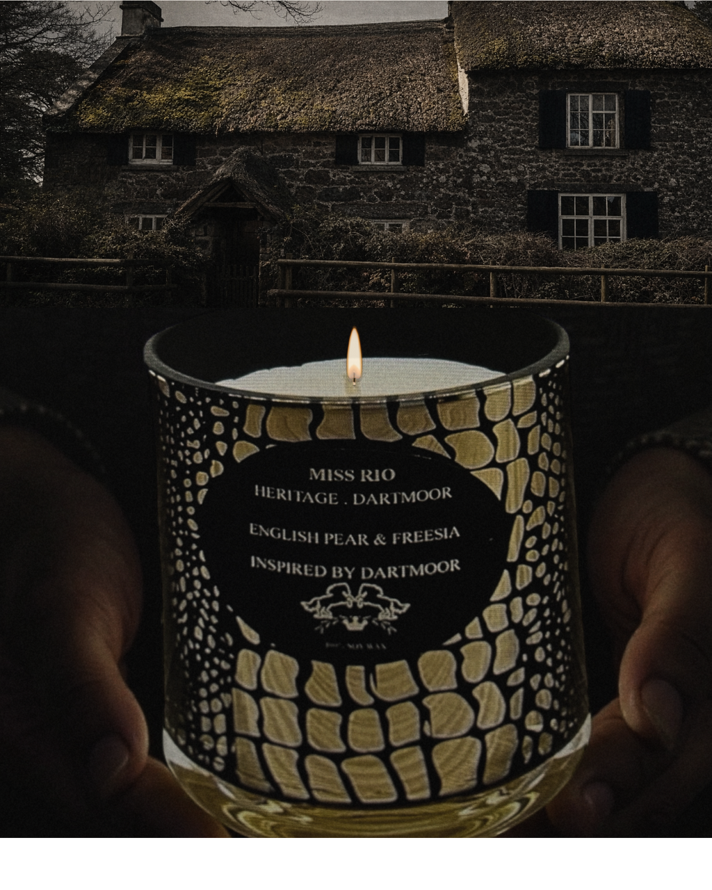 HERITAGE . DARTMOOR Small Vogue Candle - Crocodile Black & Gold 25cl English Pear & Freesia